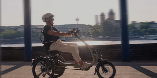 Quels équipements de sécurité privilégier pour les personnes âgées à vélo?